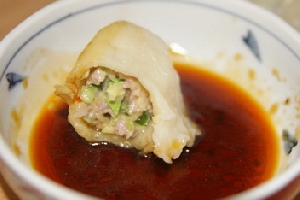 鲜虾韭菜饺子