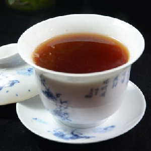 雪菊红枣茶