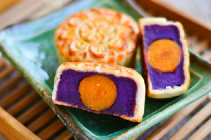 (图解)紫薯蛋黄月饼