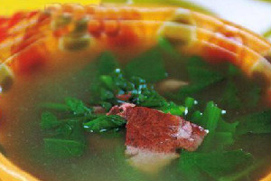 羊肝菠菜汤